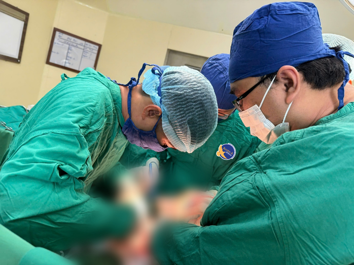 Tìm thấy tinh hoàn cho người đàn ông sau 31 năm "đi lạc"- Ảnh 1. Tìm thấy tinh hoàn cho người đàn ông sau 31 năm "đi lạc"- Ảnh 1.