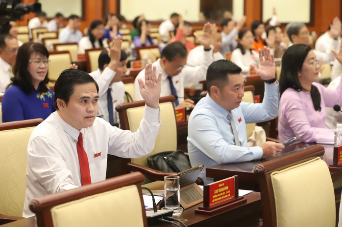 Tin vui cuối năm: TP HCM tăng mạnh mức hỗ trợ cho người nghèo, người có công, đối tượng yếu thế- Ảnh 1. Tin vui cuối năm: TP HCM tăng mạnh mức hỗ trợ cho người nghèo, người có công, đối tượng yếu thế- Ảnh 1.