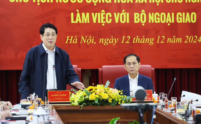 Chủ tịch nước Lương Cường phát biểu chỉ đạo tại buổi làm việc với Bộ Ngoại giaoẢnh: TTXVN Chủ tịch nước Lương Cường phát biểu chỉ đạo tại buổi làm việc với Bộ Ngoại giaoẢnh: TTXVN