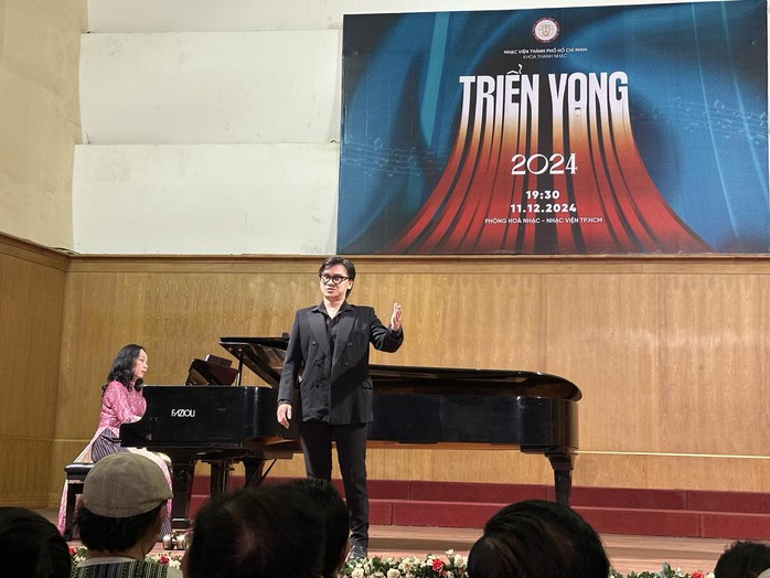 Tạ Minh Tâm, Ánh Tuyết xúc động trước thành quả học trò của NSƯT Phạm Thế Vĩ- Ảnh 7. Tạ Minh Tâm, Ánh Tuyết xúc động trước thành quả học trò của NSƯT Phạm Thế Vĩ- Ảnh 7.