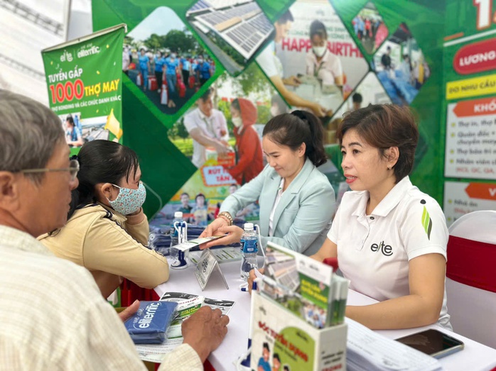 BÌNH THUẬN: Thúc đẩy việc làm bền vững- Ảnh 1. BÌNH THUẬN: Thúc đẩy việc làm bền vững- Ảnh 1.