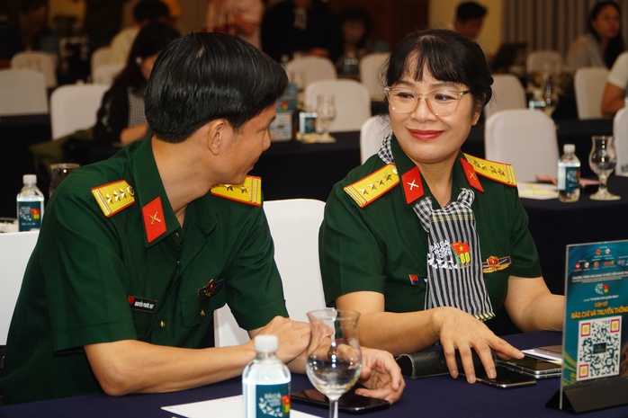 Chương trình nghệ thuật đặc biệt “Bài ca không quên”- Ảnh 2. Chương trình nghệ thuật đặc biệt “Bài ca không quên”- Ảnh 2.