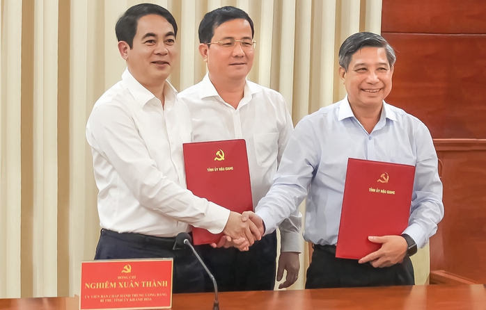 Hậu Giang có tân Bí thư Tỉnh ủy- Ảnh 3. Hậu Giang có tân Bí thư Tỉnh ủy- Ảnh 3.