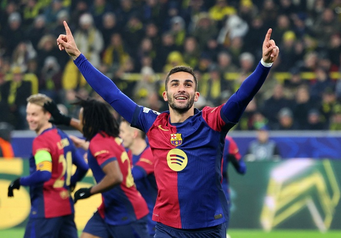 Rượt đuổi tỉ số hấp dẫn, Barcelona thắng nghẹt thở chủ nhà Dortmund- Ảnh 6. Rượt đuổi tỉ số hấp dẫn, Barcelona thắng nghẹt thở chủ nhà Dortmund- Ảnh 6.