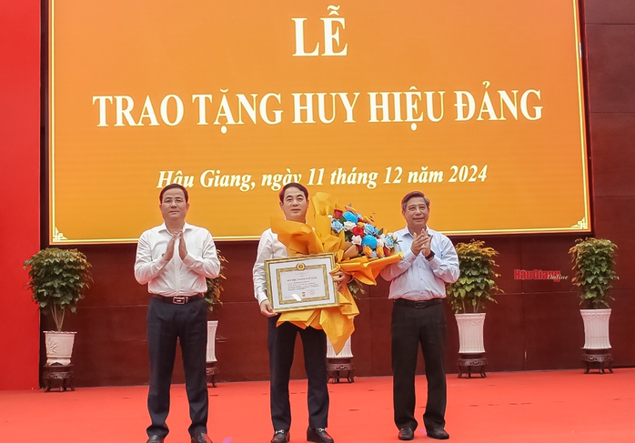 Hậu Giang có tân Bí thư Tỉnh ủy- Ảnh 4. Hậu Giang có tân Bí thư Tỉnh ủy- Ảnh 4.