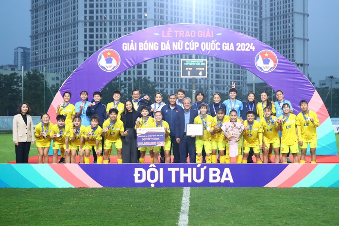 Huỳnh Như và nữ TP HCM giành hạng 3 Cúp quốc gia 2024- Ảnh 3.