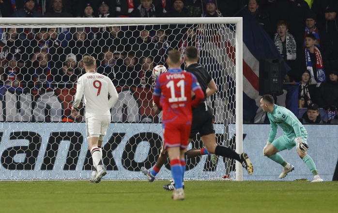 Hojlund lập đại công, Man United lên Top 8 Europa League- Ảnh 5. Hojlund lập đại công, Man United lên Top 8 Europa League- Ảnh 5.