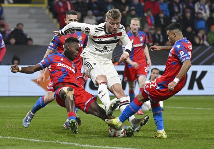 Hojlund lập đại công, Man United lên Top 8 Europa League- Ảnh 6. Hojlund lập đại công, Man United lên Top 8 Europa League- Ảnh 6.