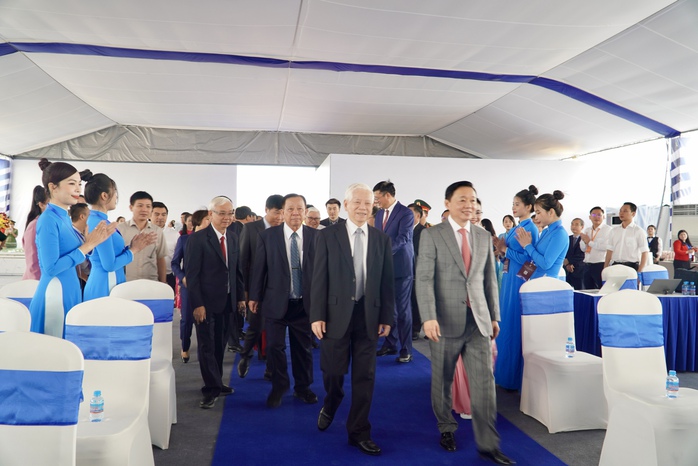 Động thổ tuyến cao tốc TP HCM - Thủ Dầu Một - Chơn Thành đoạn qua Bình Phước- Ảnh 1. Động thổ tuyến cao tốc TP HCM - Thủ Dầu Một - Chơn Thành đoạn qua Bình Phước- Ảnh 1.