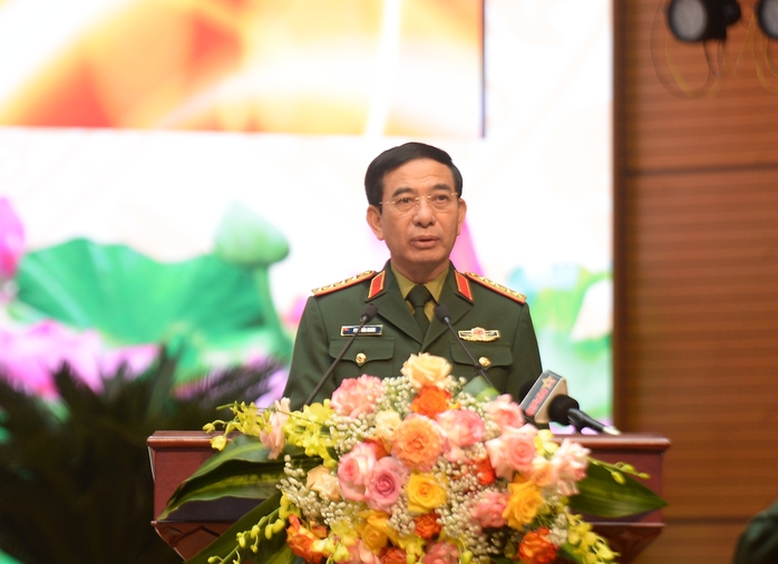 Chủ tịch nước Lương Cường: Tiếp tục xây dựng quân đội "tinh, gọn, mạnh"- Ảnh 2. Chủ tịch nước Lương Cường: Tiếp tục xây dựng quân đội "tinh, gọn, mạnh"- Ảnh 2.