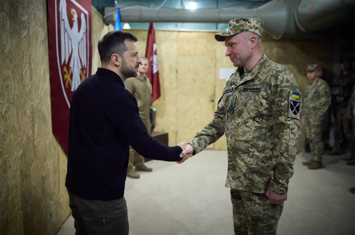 Ukraine: Tư lệnh thông báo kế hoạch quan trọng, UAV ồ ạt xuất kích- Ảnh 1. Ukraine: Tư lệnh thông báo kế hoạch quan trọng, UAV ồ ạt xuất kích- Ảnh 1.