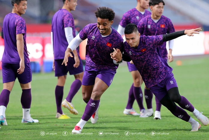 Tuyển Việt Nam thắng sít sao Indonesia, rộng cửa vào bán kết ASEAN Cup 2024- Ảnh 3. Tuyển Việt Nam thắng sít sao Indonesia, rộng cửa vào bán kết ASEAN Cup 2024- Ảnh 3.
