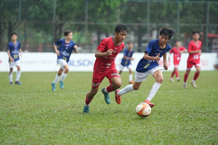 Đánh bại đội bóng J-League, Bình Dương vô địch U13 quốc tế- Ảnh 2. Đánh bại đội bóng J-League, Bình Dương vô địch U13 quốc tế- Ảnh 2.