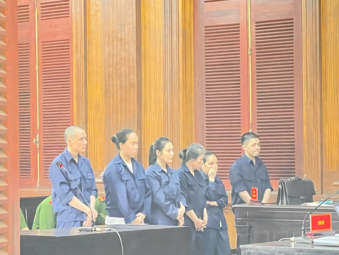 4 người bị tuyên án tử hình vì một kẻ không rõ lai lịch- Ảnh 1.