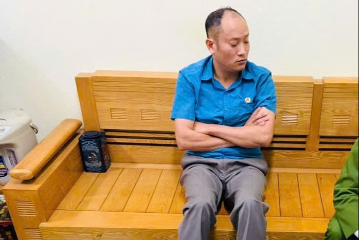 Chủ tịch phường bị bắt quả tang nhận hối lộ ngay tại trụ sở- Ảnh 1. Chủ tịch phường bị bắt quả tang nhận hối lộ ngay tại trụ sở- Ảnh 1.