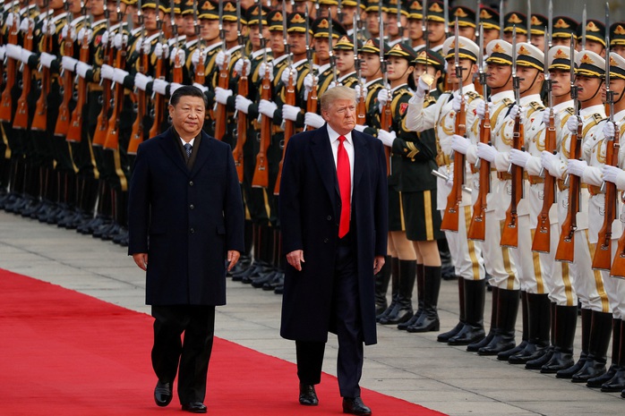 Tổng thống Donald Trump tham dự lễ chào đón với Chủ tịch Trung Quốc Tập Cận Bình tại Bắc Kinh - Trung Quốc năm 2017 Ảnh: REUTERS Tổng thống Donald Trump tham dự lễ chào đón với Chủ tịch Trung Quốc Tập Cận Bình tại Bắc Kinh - Trung Quốc năm 2017 Ảnh: REUTERS