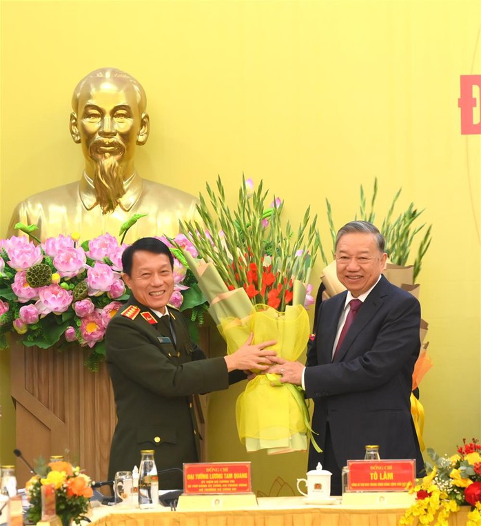 Tổng Bí thư, Chủ tịch nước, Thủ tướng dự Hội nghị Đảng ủy Công an Trung ương 2024- Ảnh 2. Tổng Bí thư, Chủ tịch nước, Thủ tướng dự Hội nghị Đảng ủy Công an Trung ương 2024- Ảnh 2.