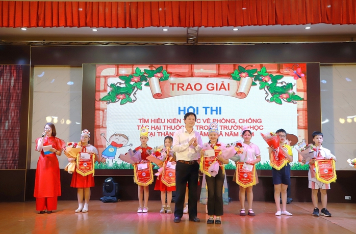 Đưa kiến thức phòng chống tác hại thuốc lá vào trường học- Ảnh 2.