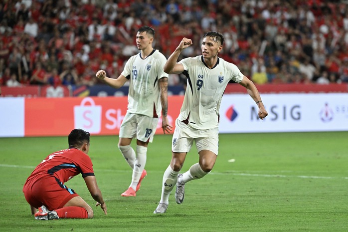 ASEAN Cup 2024: Thắng ngược Singapore, Thái Lan giữ vững ngôi đầu- Ảnh 2. ASEAN Cup 2024: Thắng ngược Singapore, Thái Lan giữ vững ngôi đầu- Ảnh 2.