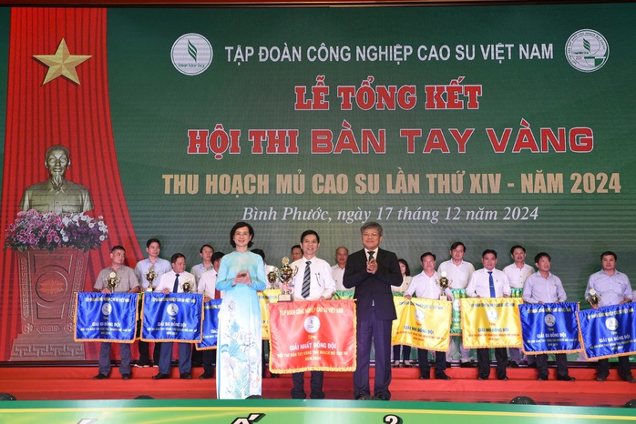 "Vàng trắng" đóng góp lớn cho Bình Phước- Ảnh 2.