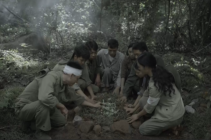 "Không thời gian" đong đầy cảm xúc tình quân dân, tình đồng đội- Ảnh 3. "Không thời gian" đong đầy cảm xúc tình quân dân, tình đồng đội- Ảnh 3.