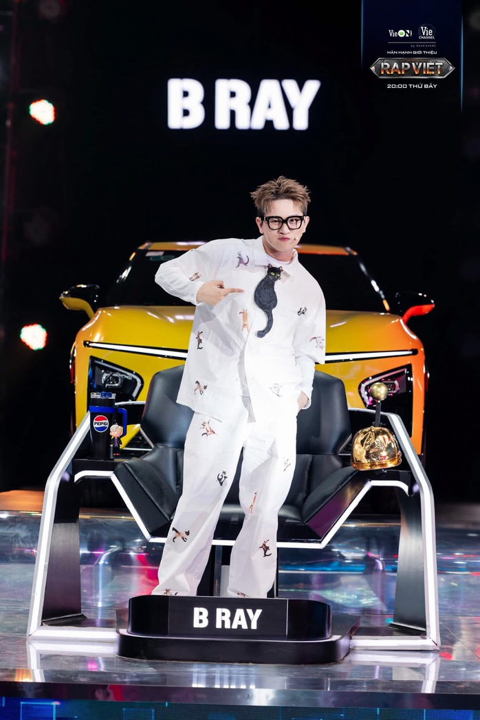 B Ray làm concert sau đại thắng tại Rap Việt 2024- Ảnh 1. B Ray làm concert sau đại thắng tại Rap Việt 2024- Ảnh 1.
