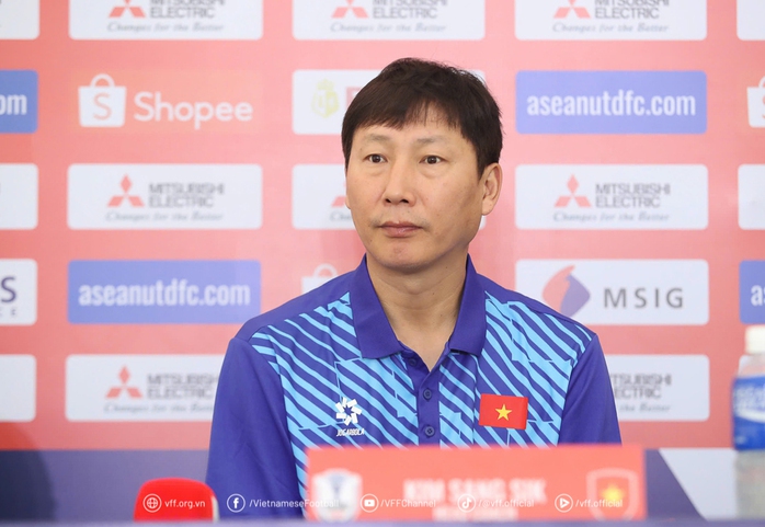 Tuyển Việt Nam quyết giành vé sớm vào bán kết ASEAN Cup- Ảnh 1. Tuyển Việt Nam quyết giành vé sớm vào bán kết ASEAN Cup- Ảnh 1.