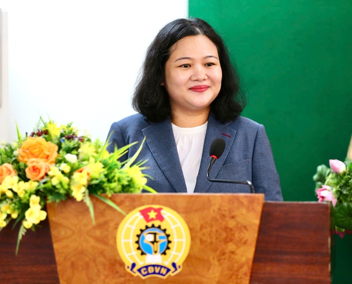 Cùng “Giúp nhau về nhà - Để Tết này ai cũng có Tết nguyên nhà”- Ảnh 4. Cùng “Giúp nhau về nhà - Để Tết này ai cũng có Tết nguyên nhà”- Ảnh 4.