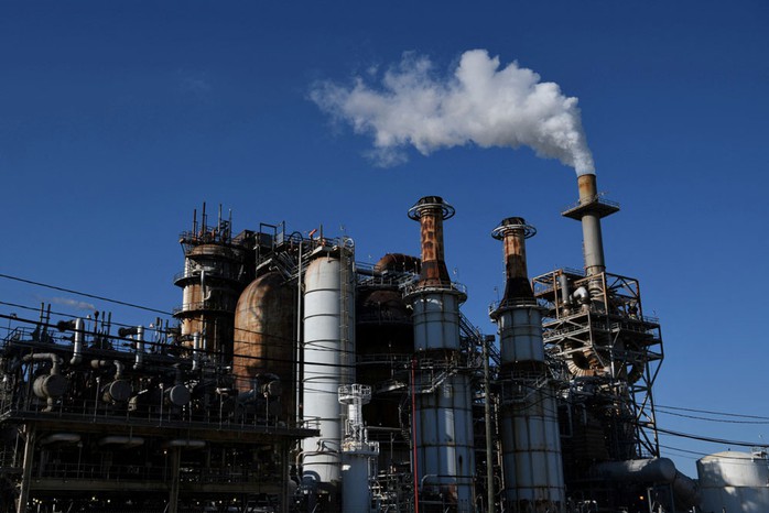 Nhà máy lọc dầu của Công ty LyondellBasell tại TP Houston, bang Texas - Mỹ. Ảnh: REUTERS Nhà máy lọc dầu của Công ty LyondellBasell tại TP Houston, bang Texas - Mỹ. Ảnh: REUTERS