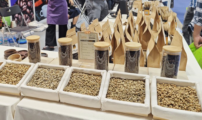 Giá cà phê hôm nay 18-12: Robusta rớt mạnh nhưng vẫn giữ mốc 5.000 USD/tấn- Ảnh 1.