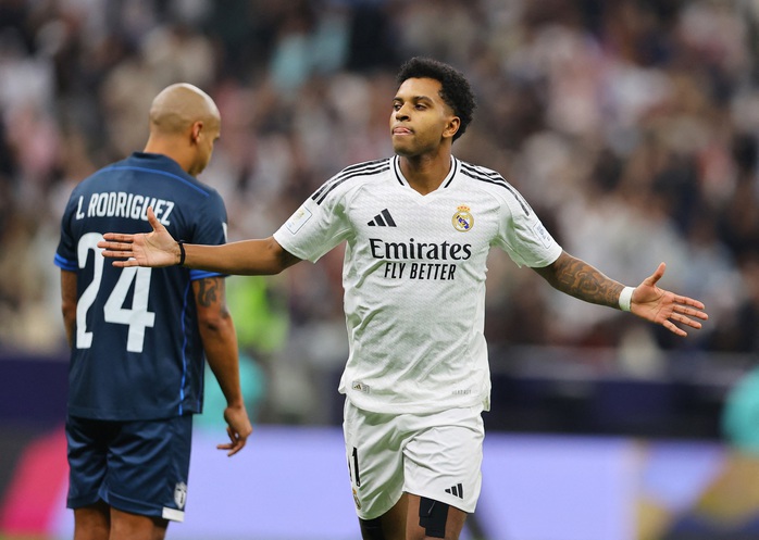 Tam tấu tỏa sáng, Real Madrid đăng quang FIFA Intercontinental Cup- Ảnh 5. Tam tấu tỏa sáng, Real Madrid đăng quang FIFA Intercontinental Cup- Ảnh 5.
