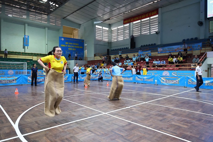 Sôi nổi Hội thao cán bộ công nhân lao động Yến sào Khánh Hòa- Ảnh 3. Sôi nổi Hội thao cán bộ công nhân lao động Yến sào Khánh Hòa- Ảnh 3.