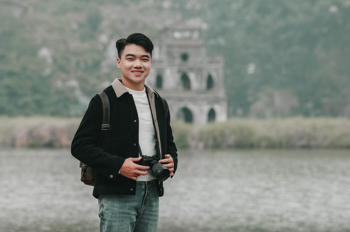 Giọng hát hay Hà Nội ra MV đầu tay về vẻ đẹp thủ đô- Ảnh 1. Giọng hát hay Hà Nội ra MV đầu tay về vẻ đẹp thủ đô- Ảnh 1.