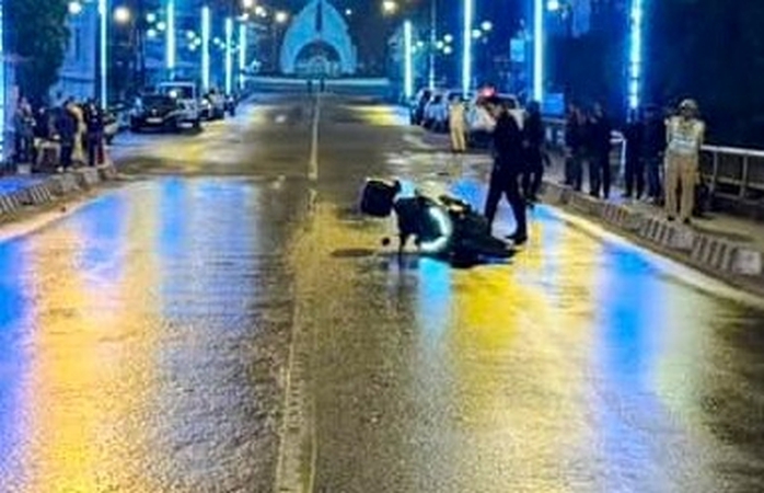 Gây tai nạn khiến người đi cùng tử vong, người đàn ông nước ngoài bị bắt- Ảnh 1. Gây tai nạn khiến người đi cùng tử vong, người đàn ông nước ngoài bị bắt- Ảnh 1.