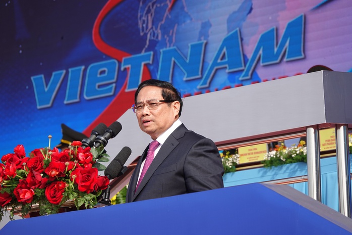 Thủ tướng thăm các gian trưng bày tại Triển lãm Quốc phòng quốc tế Việt Nam 2024- Ảnh 4. Thủ tướng thăm các gian trưng bày tại Triển lãm Quốc phòng quốc tế Việt Nam 2024- Ảnh 4.