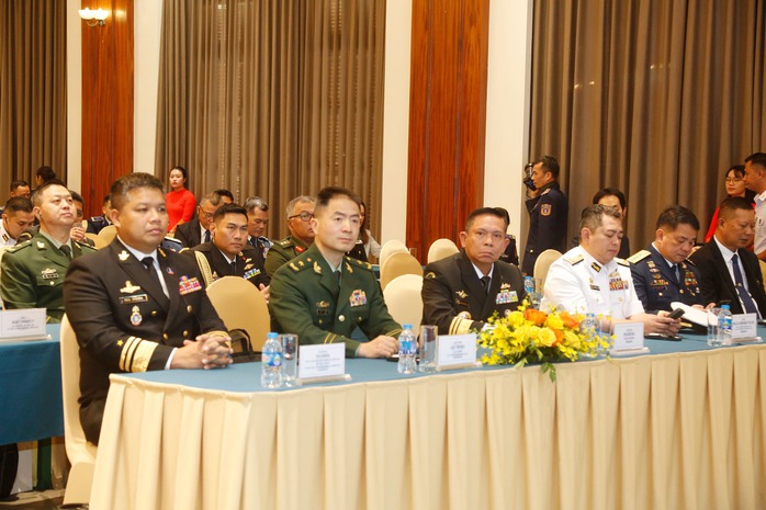 7 nước tham gia Chương trình giao lưu "Cảnh sát biển Việt Nam và những người bạn"- Ảnh 2. 7 nước tham gia Chương trình giao lưu "Cảnh sát biển Việt Nam và những người bạn"- Ảnh 2.