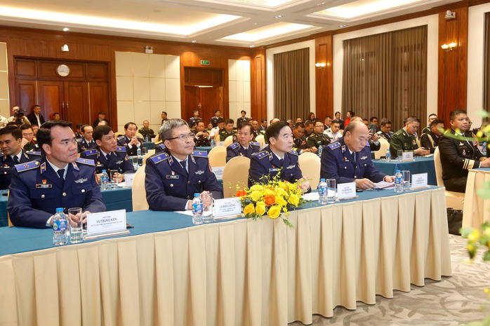 7 nước tham gia Chương trình giao lưu "Cảnh sát biển Việt Nam và những người bạn"- Ảnh 3. 7 nước tham gia Chương trình giao lưu "Cảnh sát biển Việt Nam và những người bạn"- Ảnh 3.
