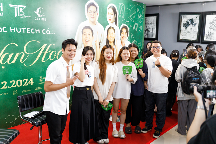 Võ Thanh Hòa tiết lộ: "Kính vạn hoa" là phim chữa lành- Ảnh 11. Võ Thanh Hòa tiết lộ: "Kính vạn hoa" là phim chữa lành- Ảnh 11.