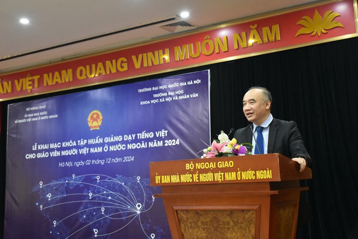 Tập huấn giảng dạy tiếng Việt cho giáo viên người Việt Nam ở nước ngoài- Ảnh 1. Tập huấn giảng dạy tiếng Việt cho giáo viên người Việt Nam ở nước ngoài- Ảnh 1.