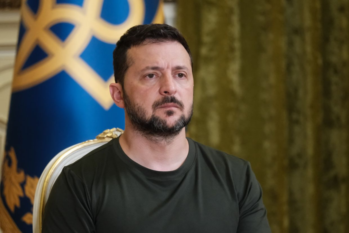 Vì sao tổng thống Ukraine bất ngờ "xuống nước"?- Ảnh 1. Vì sao tổng thống Ukraine bất ngờ "xuống nước"?- Ảnh 1.