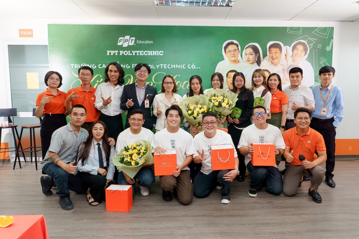 Võ Thanh Hòa tiết lộ: "Kính vạn hoa" là phim chữa lành- Ảnh 6. Võ Thanh Hòa tiết lộ: "Kính vạn hoa" là phim chữa lành- Ảnh 6.