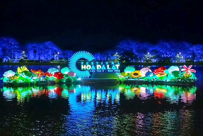 Ra mắt Trung tâm báo chí phục vụ Festival Hoa Đà Lạt- Ảnh 1. Ra mắt Trung tâm báo chí phục vụ Festival Hoa Đà Lạt- Ảnh 1.