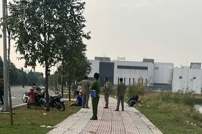 Một học sinh tử vong dưới hồ nước ở Khu Công nghệ cao TP HCM- Ảnh 1. Một học sinh tử vong dưới hồ nước ở Khu Công nghệ cao TP HCM- Ảnh 1.