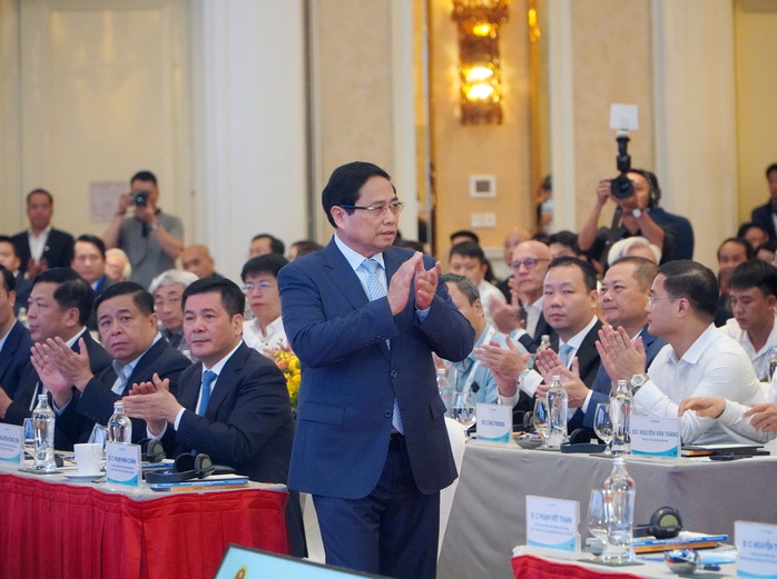 Thủ tướng Phạm Minh Chính nói về "3 mục tiêu, 7 nhiệm vụ, giải pháp" của logistics - Ảnh 1. Thủ tướng Phạm Minh Chính nói về "3 mục tiêu, 7 nhiệm vụ, giải pháp" của logistics - Ảnh 1.