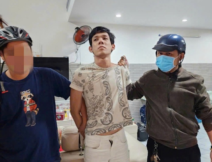 Bắt giữ đối tượng đặc biệt nguy hiểm, bị truy nã toàn quốc- Ảnh 1. Bắt giữ đối tượng đặc biệt nguy hiểm, bị truy nã toàn quốc- Ảnh 1.
