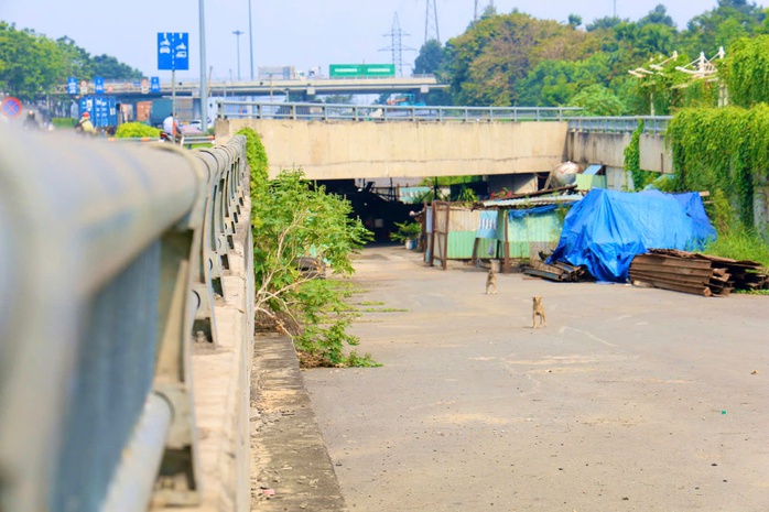 Hầm chui cửa ngõ phía đông TP HCM làm 8 năm vẫn chưa thông xe- Ảnh 1. Hầm chui cửa ngõ phía đông TP HCM làm 8 năm vẫn chưa thông xe- Ảnh 1.
