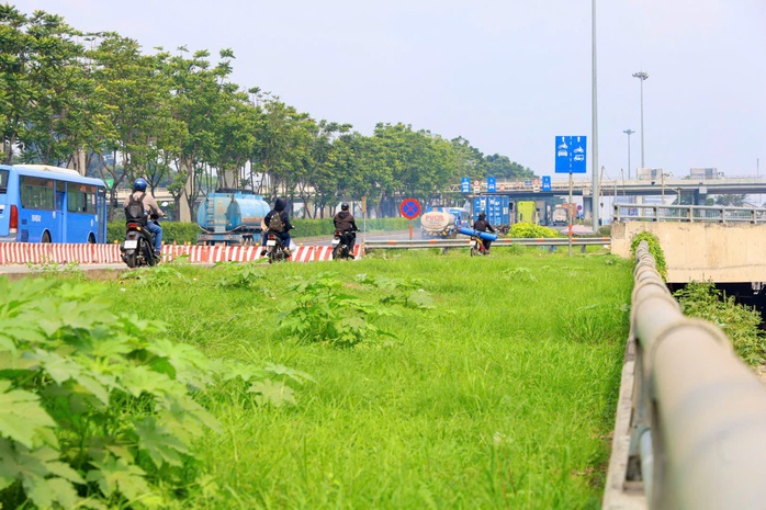Hầm chui cửa ngõ phía đông TP HCM làm 8 năm vẫn chưa thông xe- Ảnh 3. Hầm chui cửa ngõ phía đông TP HCM làm 8 năm vẫn chưa thông xe- Ảnh 3.