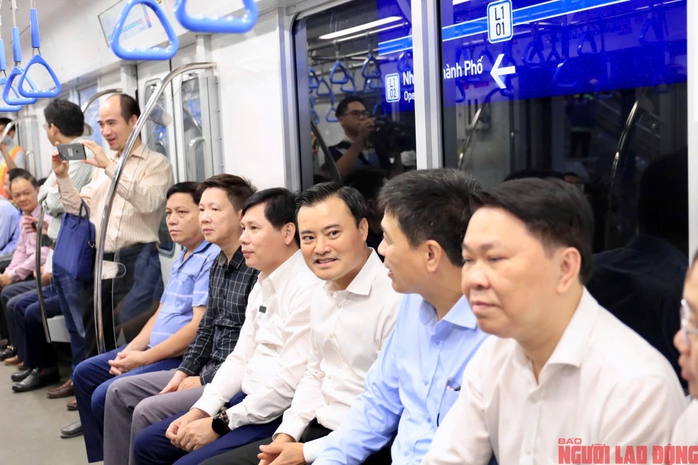 Nghiệm thu metro số 1: Mảnh ghép cuối cùng trước ngày vận hành- Ảnh 4. Nghiệm thu metro số 1: Mảnh ghép cuối cùng trước ngày vận hành- Ảnh 4.