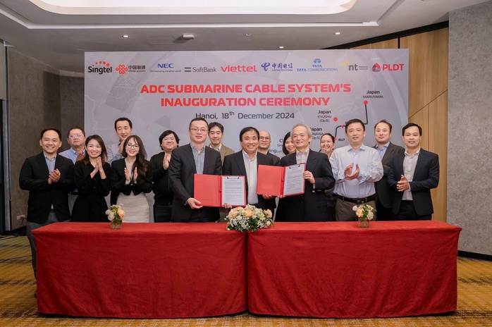 Tuyến cáp quang biển dung lượng lớn nhất Việt Nam bắt đầu hoạt động- Ảnh 1. Tuyến cáp quang biển dung lượng lớn nhất Việt Nam bắt đầu hoạt động- Ảnh 1.