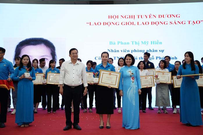 Lao động giỏi, lao động sáng tạo ở Bình Dương làm lợi trên 400 tỉ đồng- Ảnh 3. Lao động giỏi, lao động sáng tạo ở Bình Dương làm lợi trên 400 tỉ đồng- Ảnh 3.